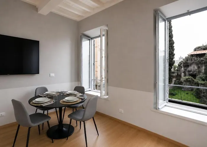 - Finestra Incantata Sui Fori Apartment